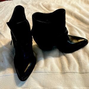 Gianni Bini Black leather half boots